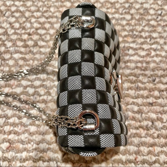 Louis Vuitton Calfskin Damier Twist BB Shouldr Bag - Picture 6 of 16